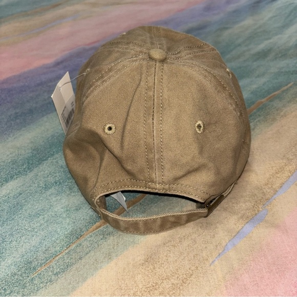 NEW Vuori Spellout Logo Ball Cap Baseball Hat Camel Tan O/S Adjustable - Picture 3 of 7
